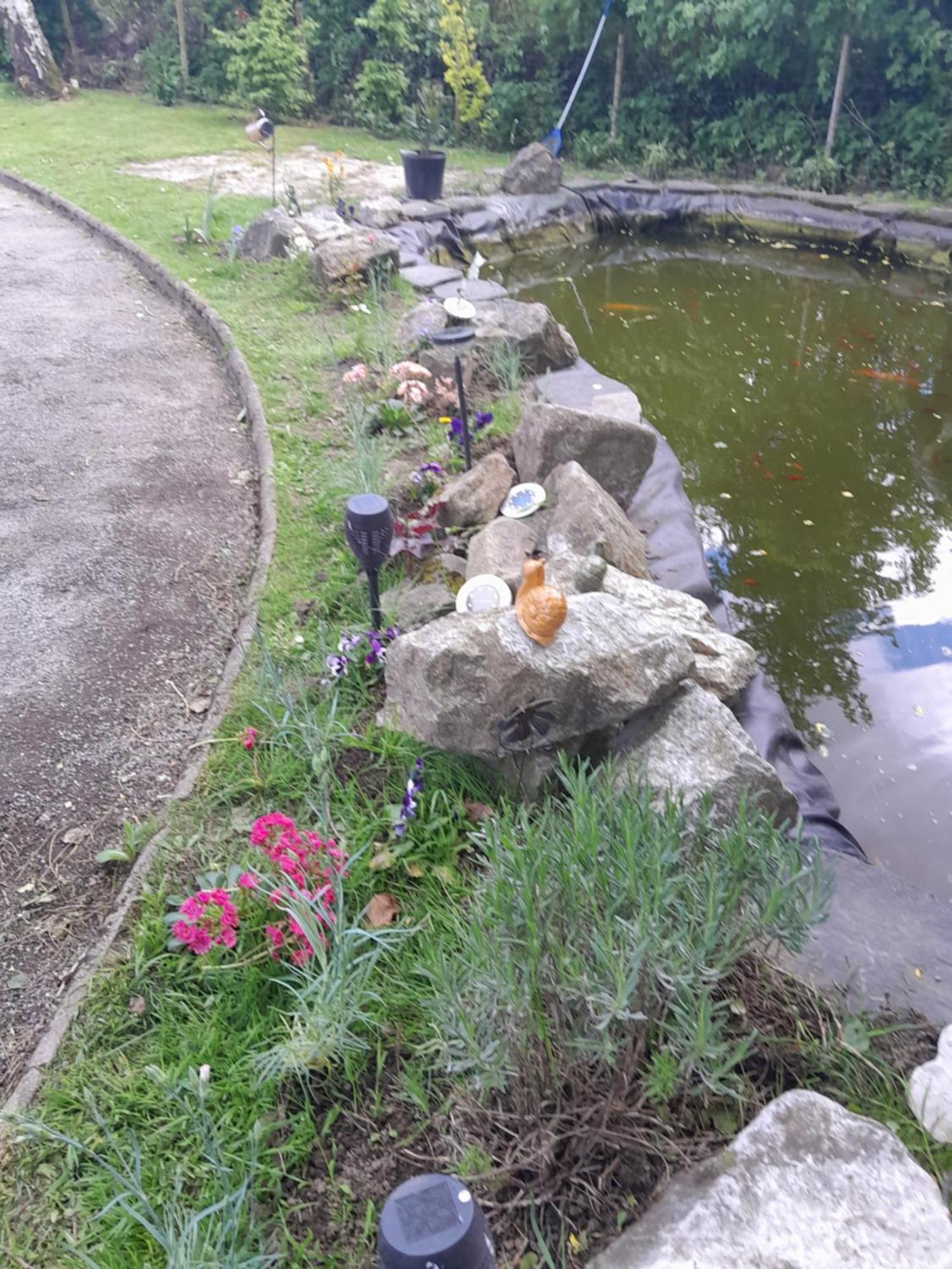 Au Dela Des Remparts Villa Montreuil  Bagian luar foto